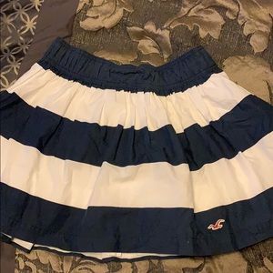 Hollister skirt size small